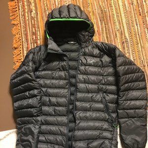 ARC'TERYX Men's Down Jacket